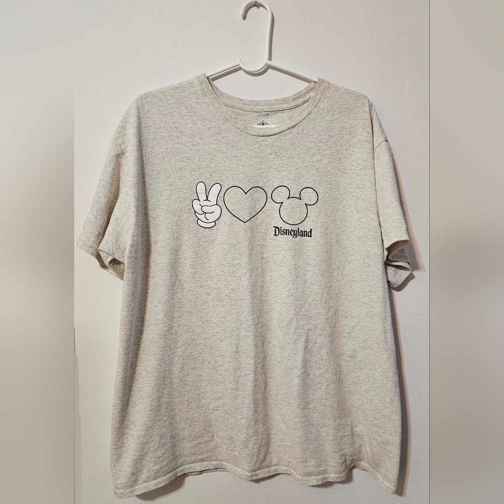 Disneyland Peace, Love, Mickey Tee Size XL Unisex